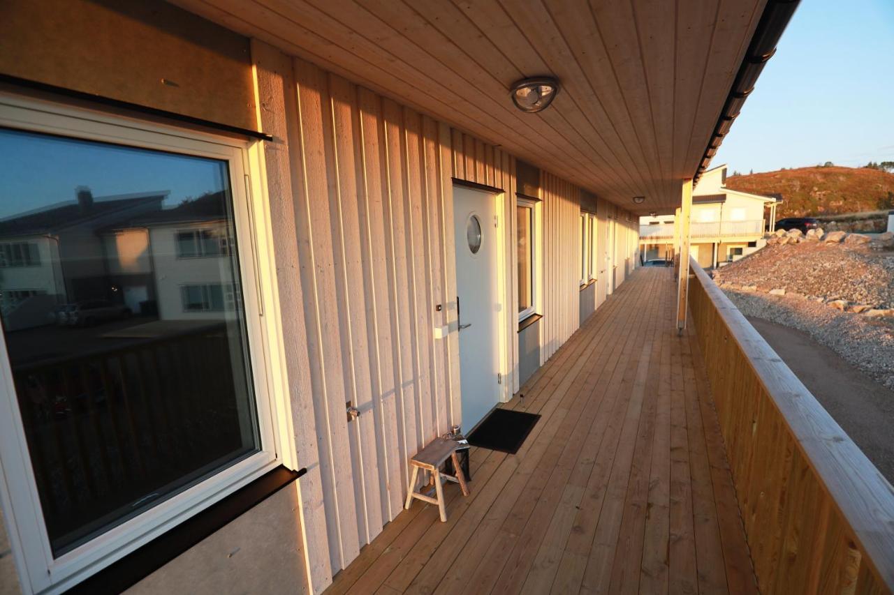 Modern Apartment With Seaview Hammarvika Esterno foto