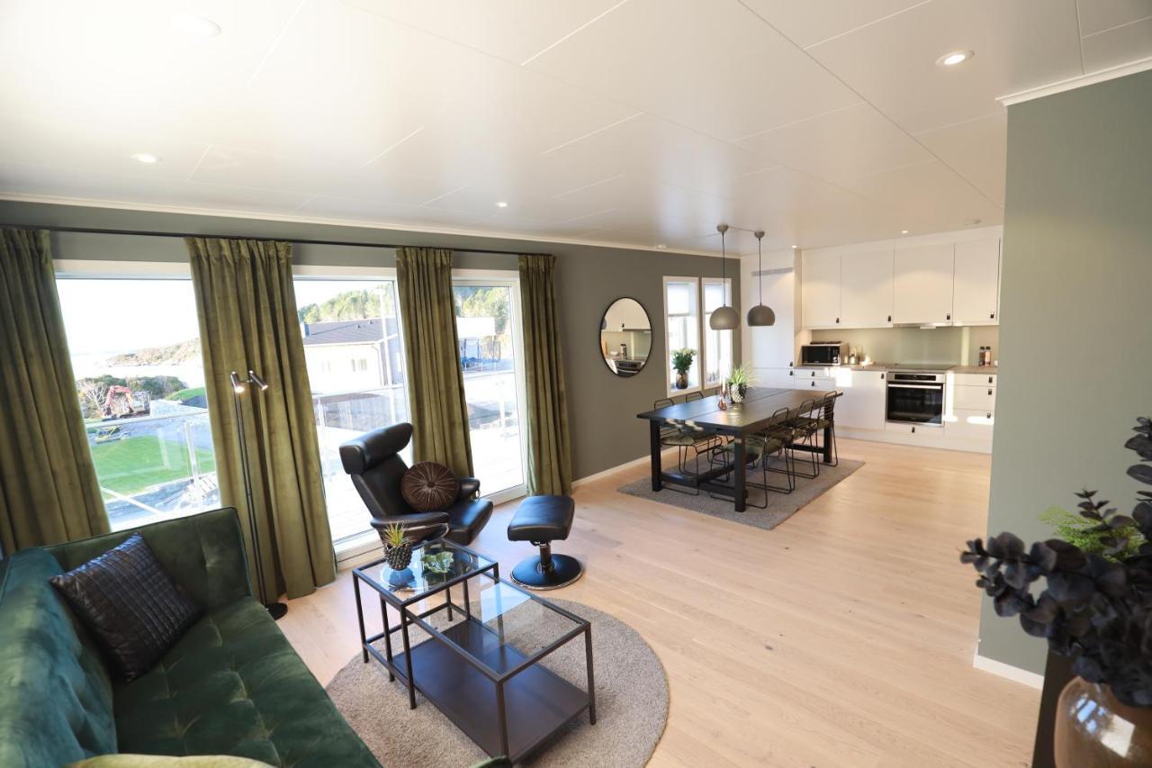 Modern Apartment With Seaview Hammarvika Esterno foto