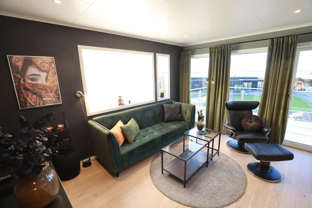 Modern Apartment With Seaview Hammarvika Esterno foto