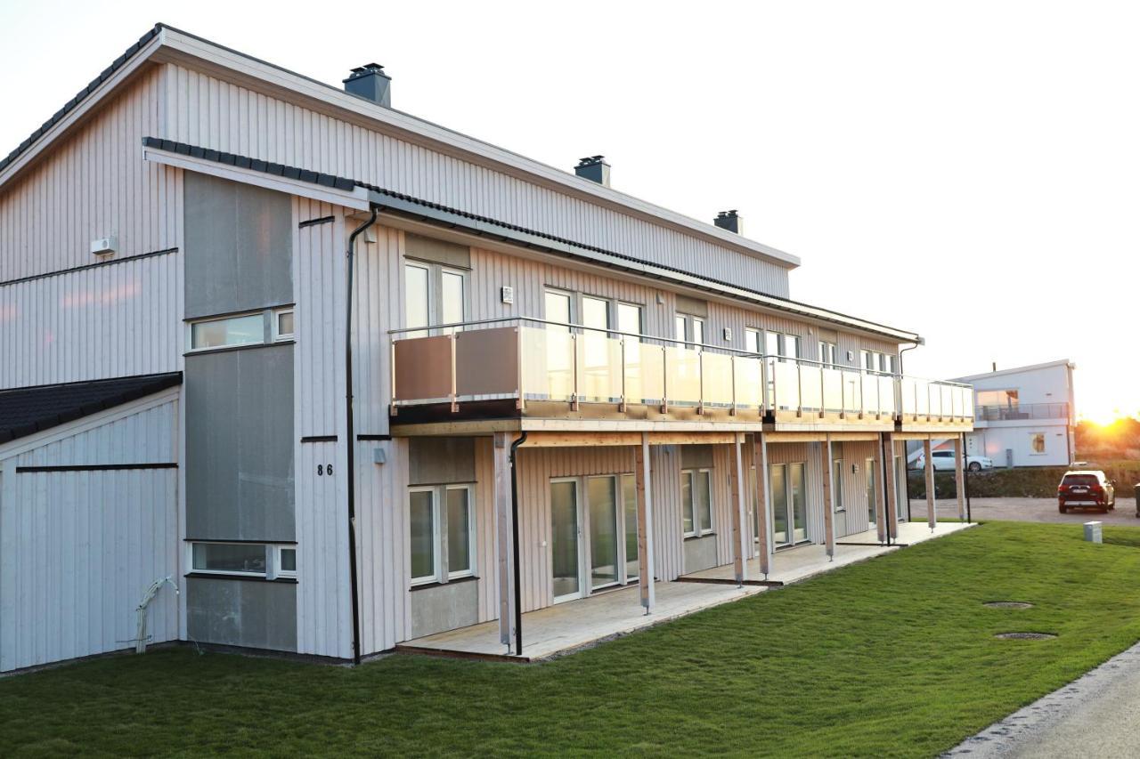 Modern Apartment With Seaview Hammarvika Esterno foto