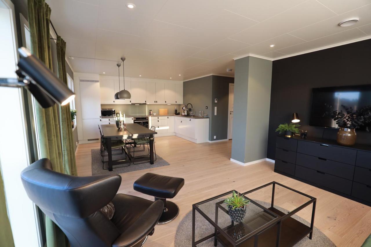 Modern Apartment With Seaview Hammarvika Esterno foto